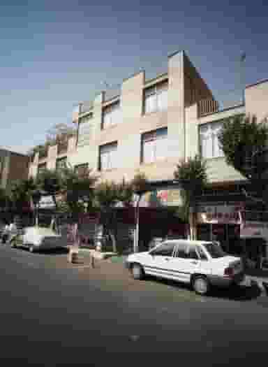 گلکده خاطره در ولیعصر شمالی