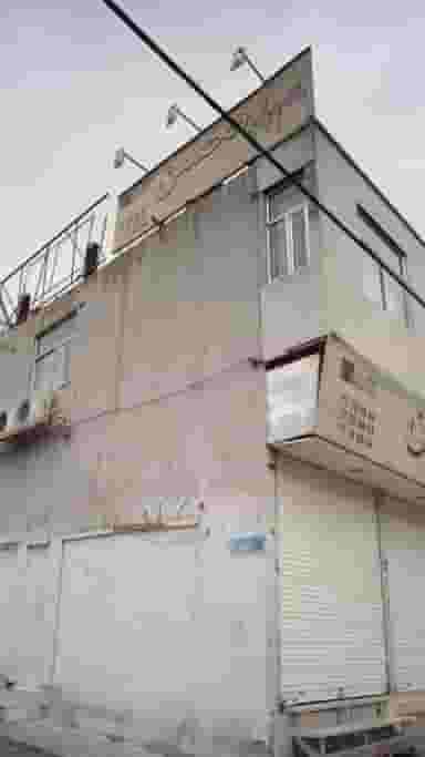 چرم و پارچه محسن در شمیران نو