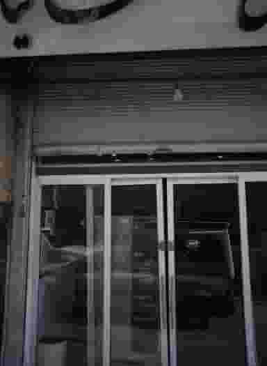 شیرینی فروشی در فرحزاد