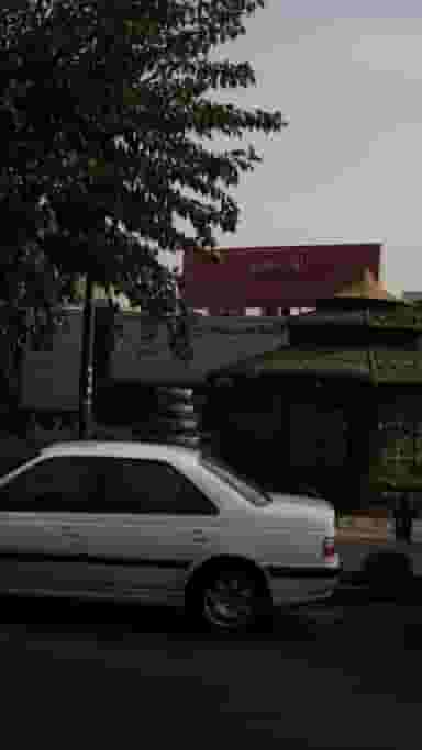 فروشگاه کتاب و نوشت افزار در استاد معین