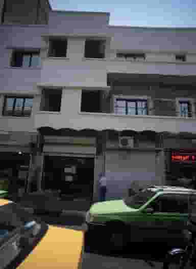 کلوچه و آبمیوه فروشی در بهارستان