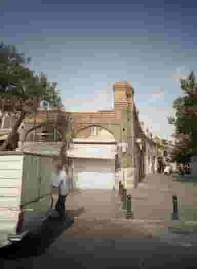 زعفران آناهیتا در سنگلج