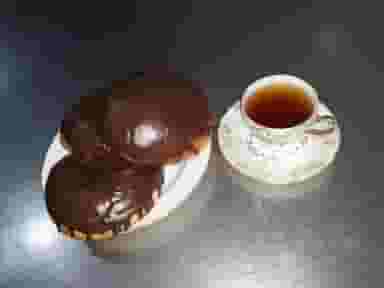 کلوچه و پیراشکی نادی در ولیعصر جنوبی