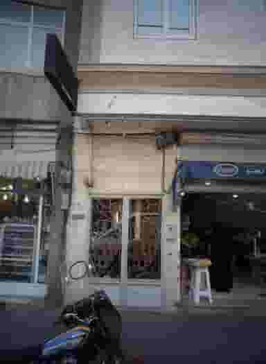 عطر فروشی در جلیلی