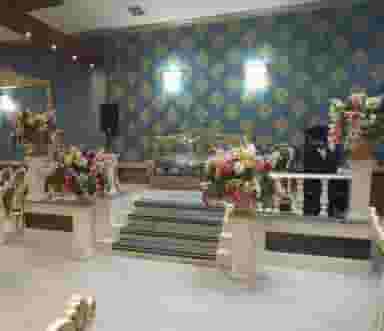 تالار پذیرایی ققنوس در مختاری