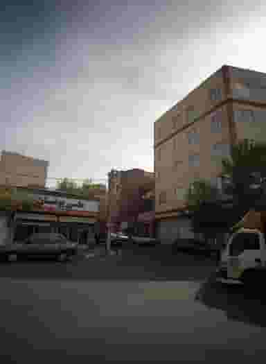 کیف کفش ملی پوشان در خاک سفید