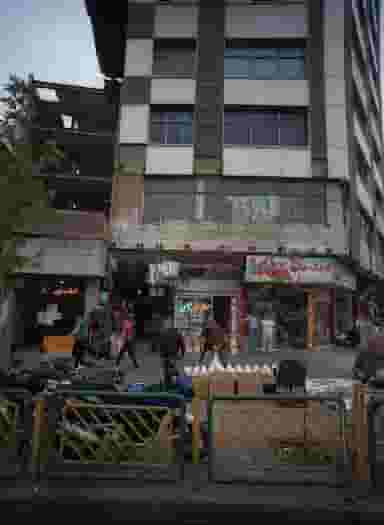 فروشگاه برادران جهان آراء در جمالزاده