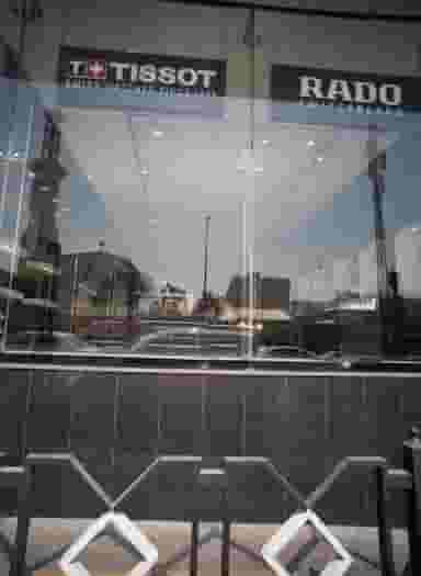 فروشگاه ساعت در شهرک غرب