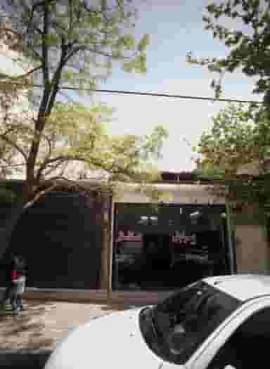 پیرایش حافظ در خاک سفید