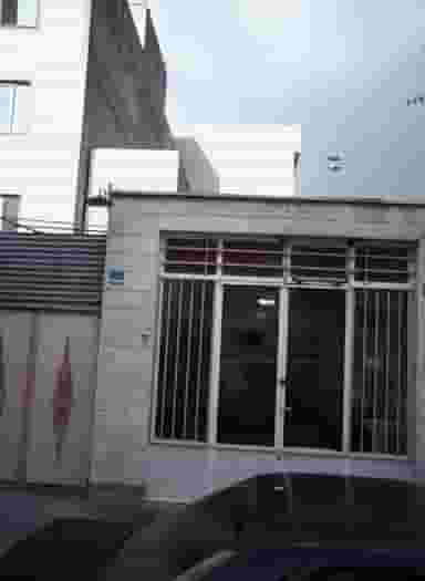 آرایشگاه مردانه در چیتگر شمالی