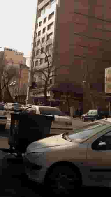 فروشگاه اتومبیل امیران در دزاشیب