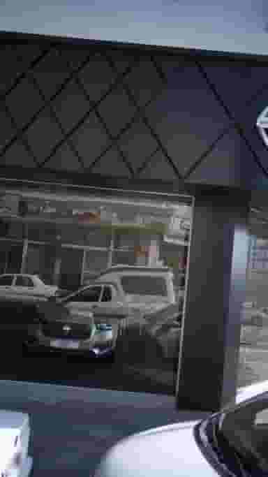 نمایشگاه ماشین در زیبادشت