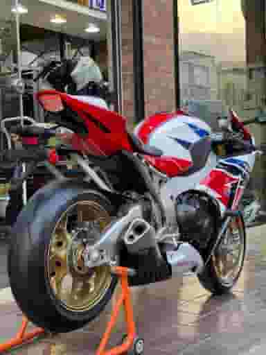 ایران موتور سیکلت در سنایی