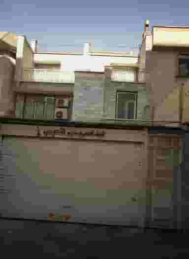 کلینیک تخصصی پوست و مو تندیس در ایوانک