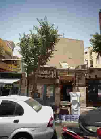 مزون یگانه در شکوفه