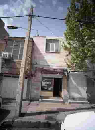 دوزندگی نصر در خاک سفید