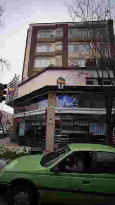 فروش گاه بستنی گل یخ در کوهک