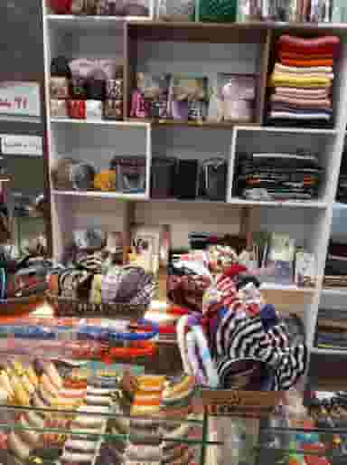 شال و روسری ابریشم-شعبه سعادت آباد