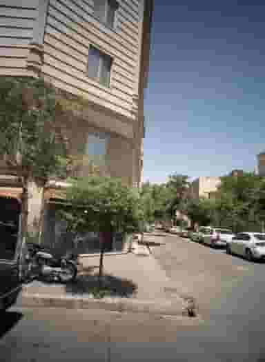 فروشگاه لباس در مشیریه