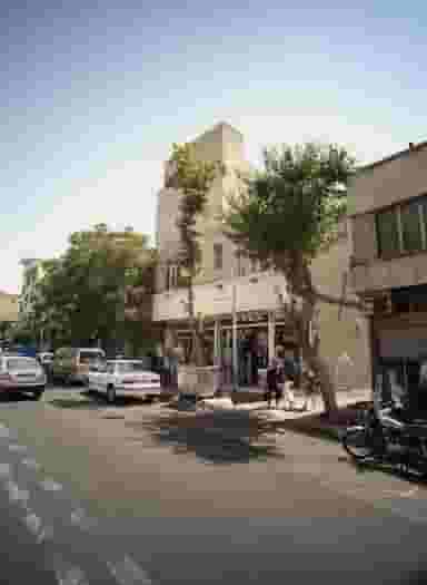 فروشگاه پوشاک تن تن در جابری