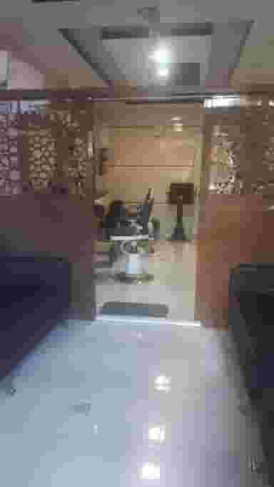 آرایشگاه مردانه امیرارسلان در محله خرم اصفهان 