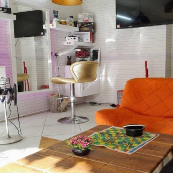 پیرایش عالیجناب برتر در محله برازنده اصفهان 