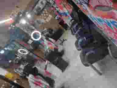 سالن پیرایش عرفان در محله سودان زینبیه اصفهان 