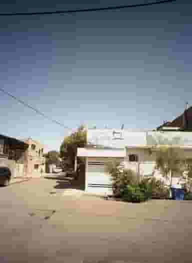 آرایشکده آقای خاص در محله پروین اعتصامی مشهد 