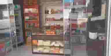 خوشمزه جات ناژوان در محله نصرآباد اصفهان 