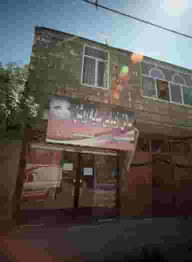 سالن زیبایی سایه روشن در محله شهید قربانی مشهد 