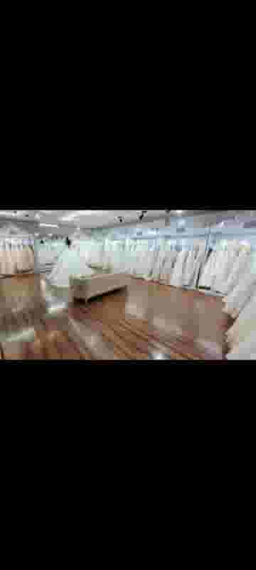 مزون لباس عروس استاتیرا در محله سعادت آباد اصفهان 