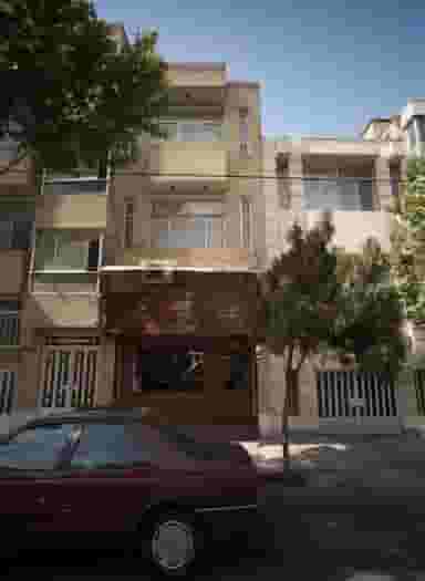 آرایشگاه مردانه قیچی در محله فلسطین مشهد 