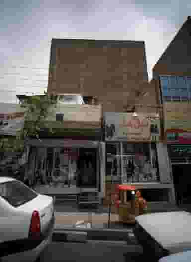 فروشگاه پوشاک در تهرانپارس شرقی