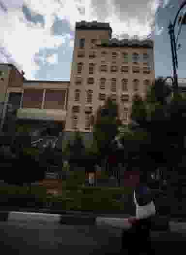 فروشگاه پوشاک در مدائن