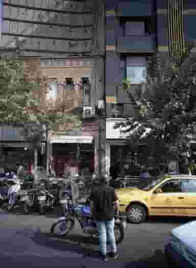 فروشگاه پوشاک مردانه در فردوسی