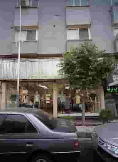 فروشگاه پوشاک در فاطمی