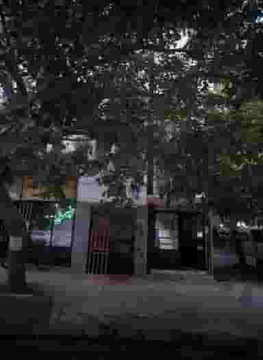 آرایش جوان در محله جانباز مشهد 