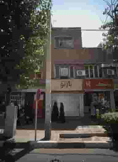 فروشگاه پوشاک آقایان رونیک در طیب