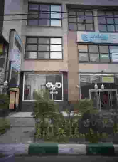 فروشگاه پوشاک گاد در دروس