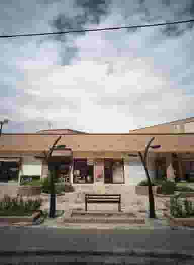 فروشگاه پوشاک در شیوا