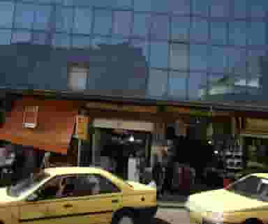 فروشگاه پوشاک در جمالزاده