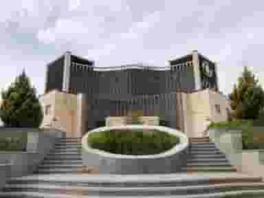 مرکز لیزر گلدن اسکین VQS شهرک طالقانی مشهد