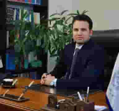 وکیل فرهاد حسینی مقدم مشهد در فرامرز عباسی مشهد