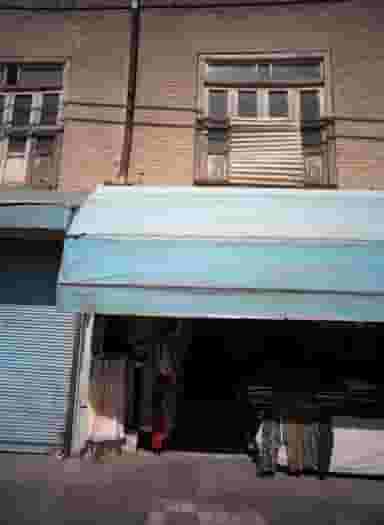 فروشگاه پوشاک زنانه در نوغان مشهد