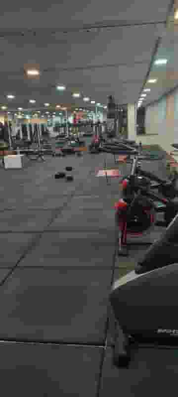 باشگاه بدنسازی قدرتی در راهنمایی مشهد