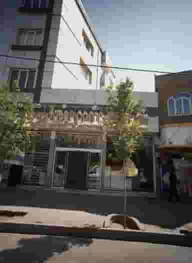 کیک وشیرینی تینا در خاتم الانبیا مشهد