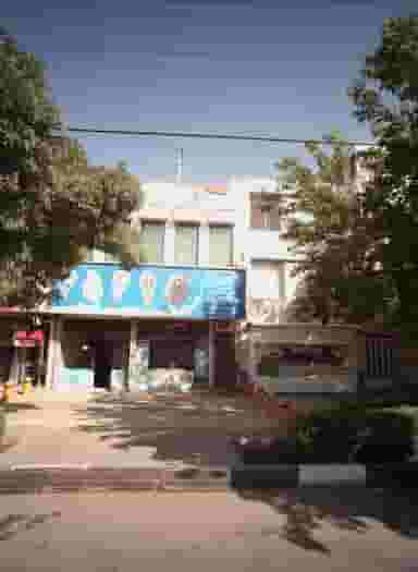 بستنی فروشی در رسالت مشهد