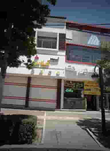 آبمیوه گیلاس در هنرور مشهد