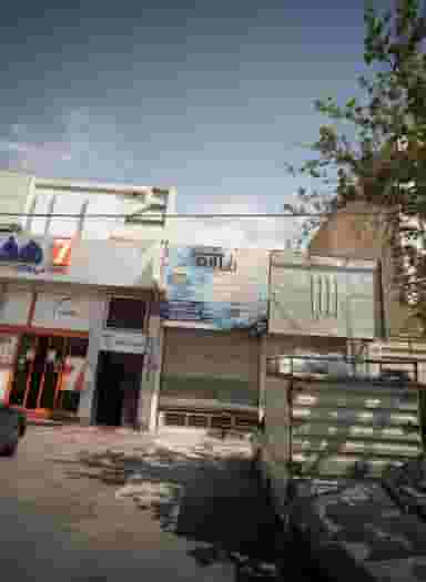 فروشگاه لوازم جانبی موبایل و کامپیوتر و خدمات اینترنتی دات در تهرانپارس شرقی تهران