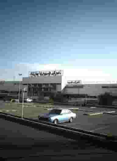 فروشگاه موبایل استور در صادقیه تهران